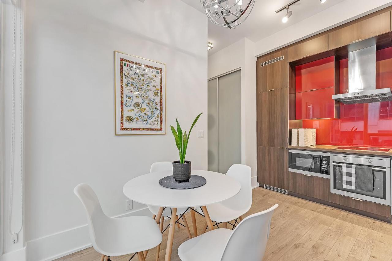 2Br 2Bth Apt-Rogers Center-Cn Tower-Free Parking Apartment Toronto Exterior photo